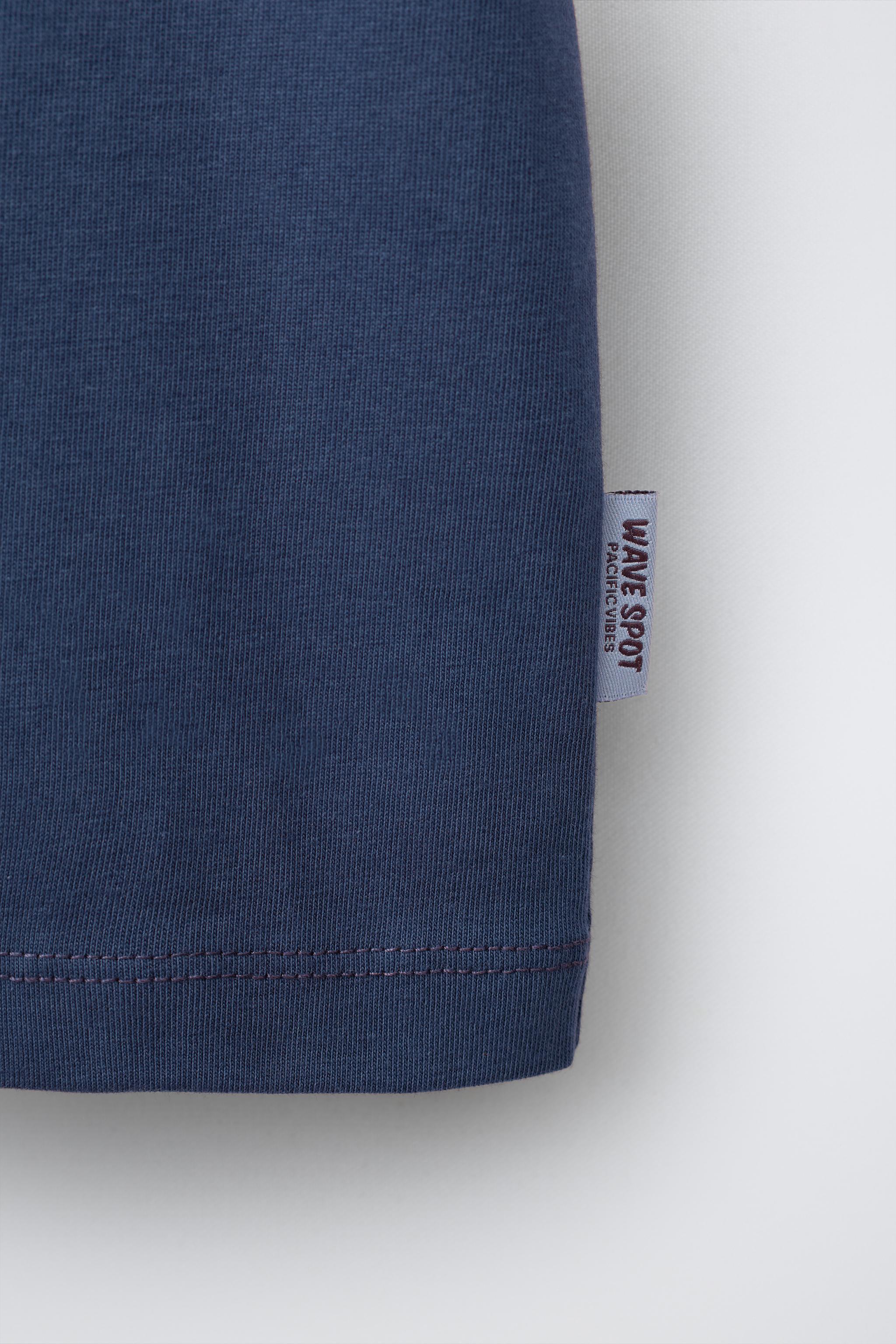 ENSEMBLE T-SHIRT ET BERMUDA À INSCRIPTION